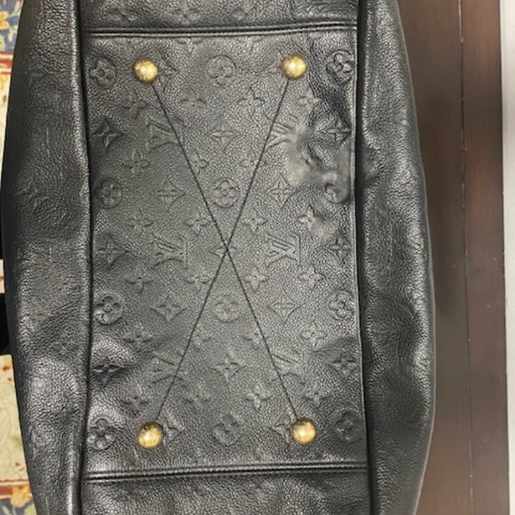 Beautiful Artsy MM Empreinte Hobo Bag in Black - Picture 3 of 10